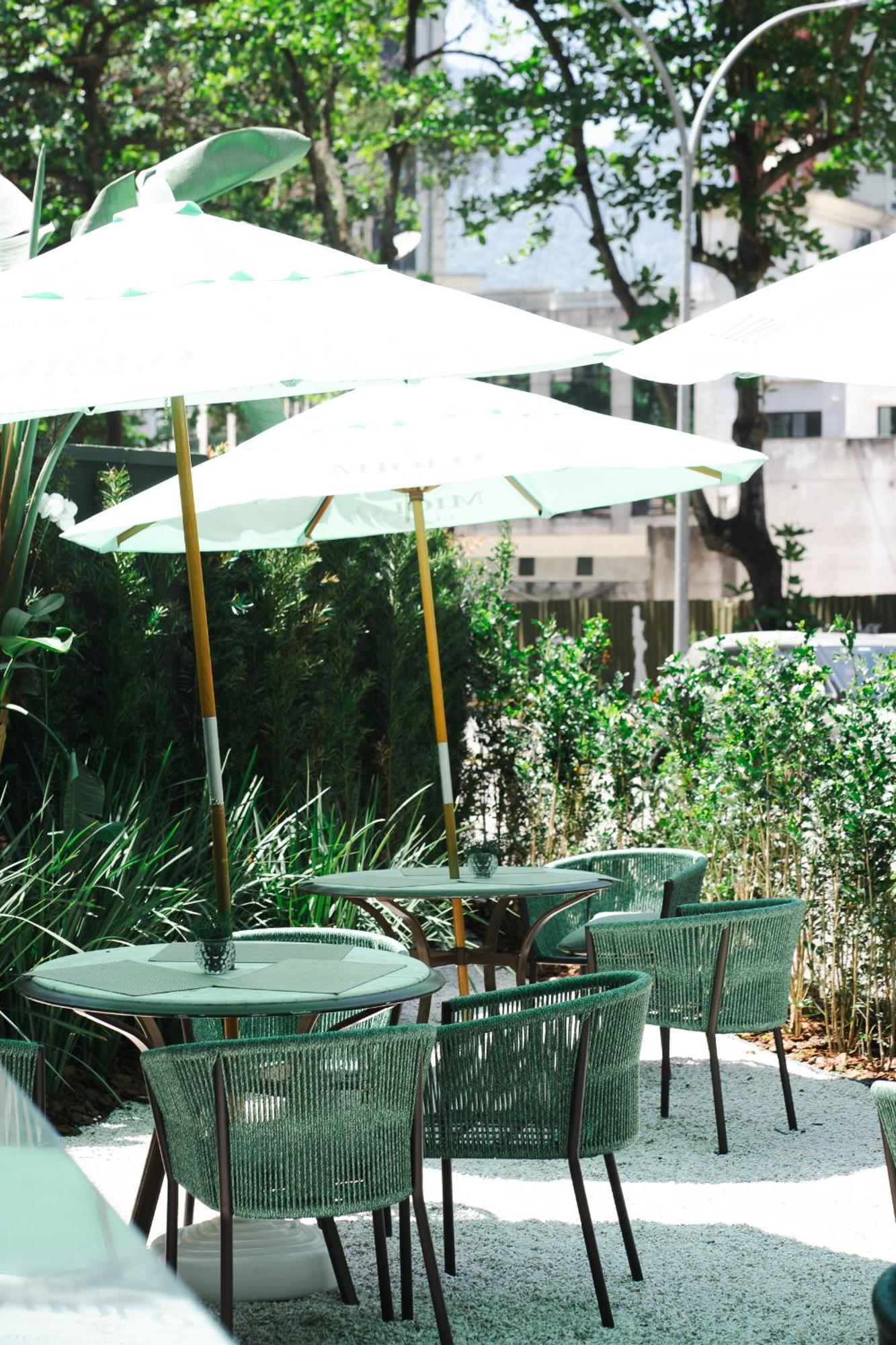 Hotel Radisson Rio De Janeiro Barra Zewnętrze zdjęcie The garden of the restaurant